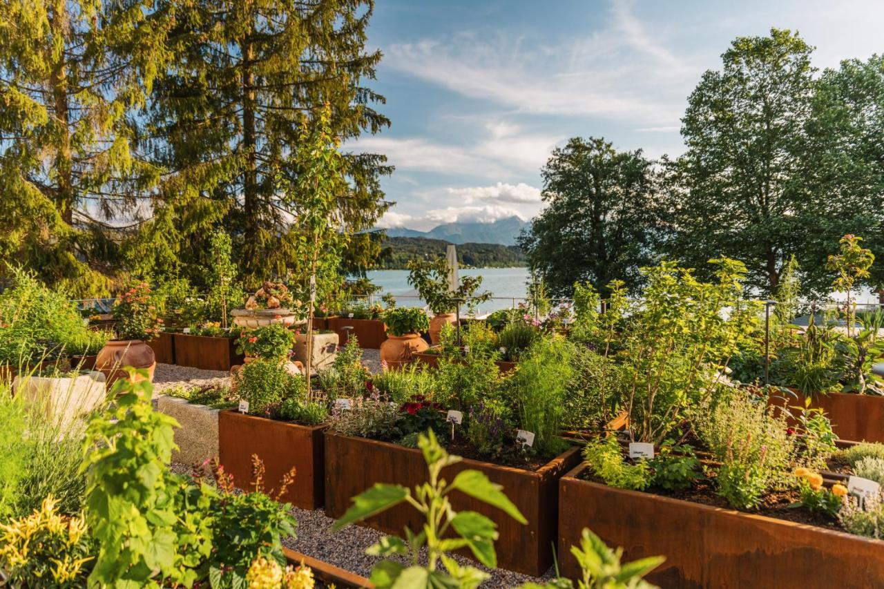 Hotel Schloss Seefels Portschach am Woerthersee Exterior foto